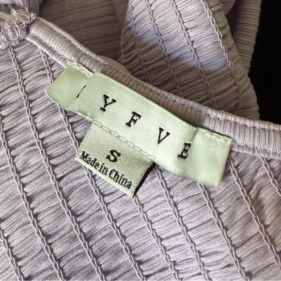 HYFVE Lavender Candy Purple Smocked Peplum Crop Top Puff Sleeve Open Back Size S - Picture 4 of 5